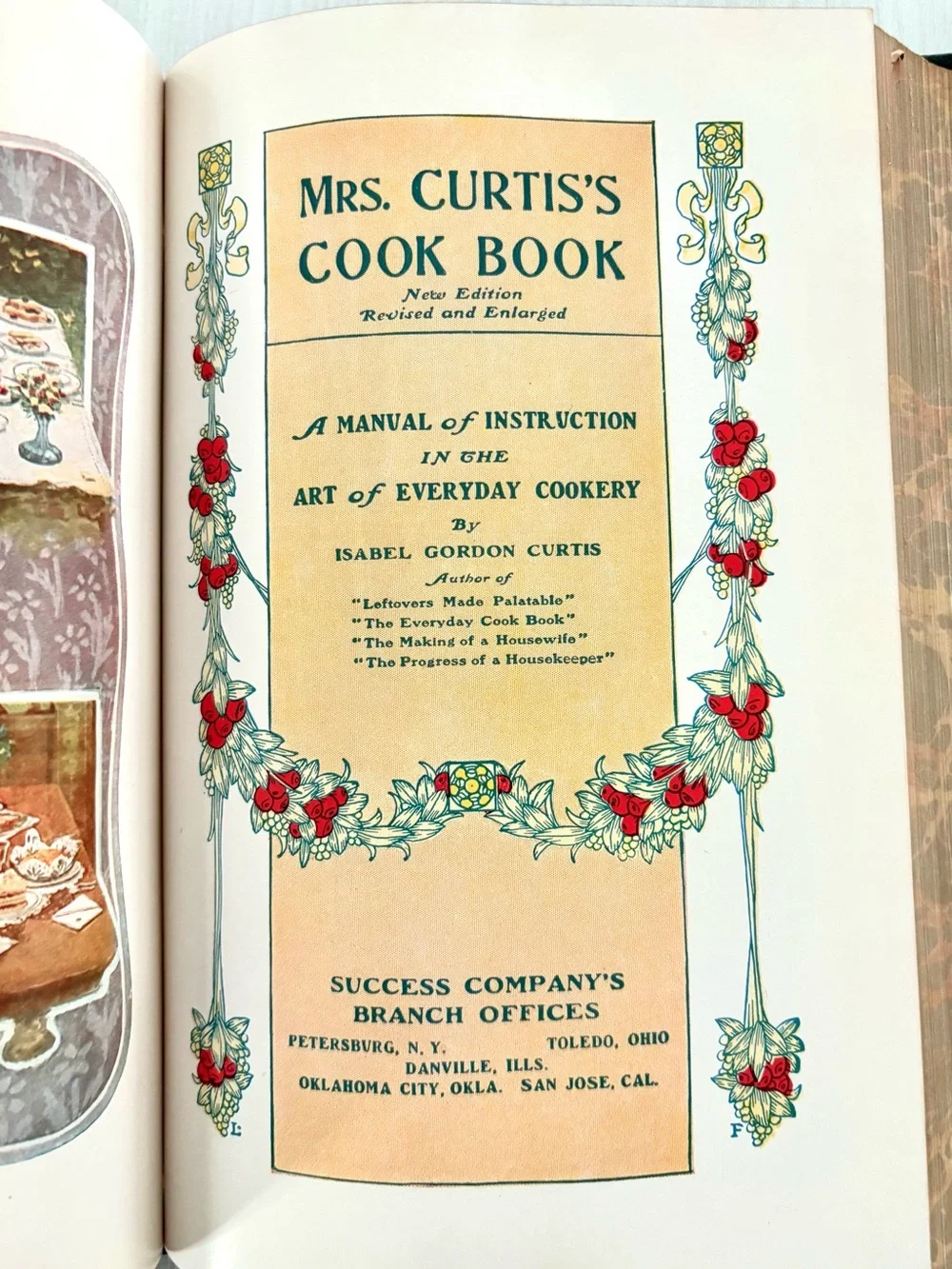 Household Discoveries Mrs. Curtis's Cook Book circa 1914 great condition!